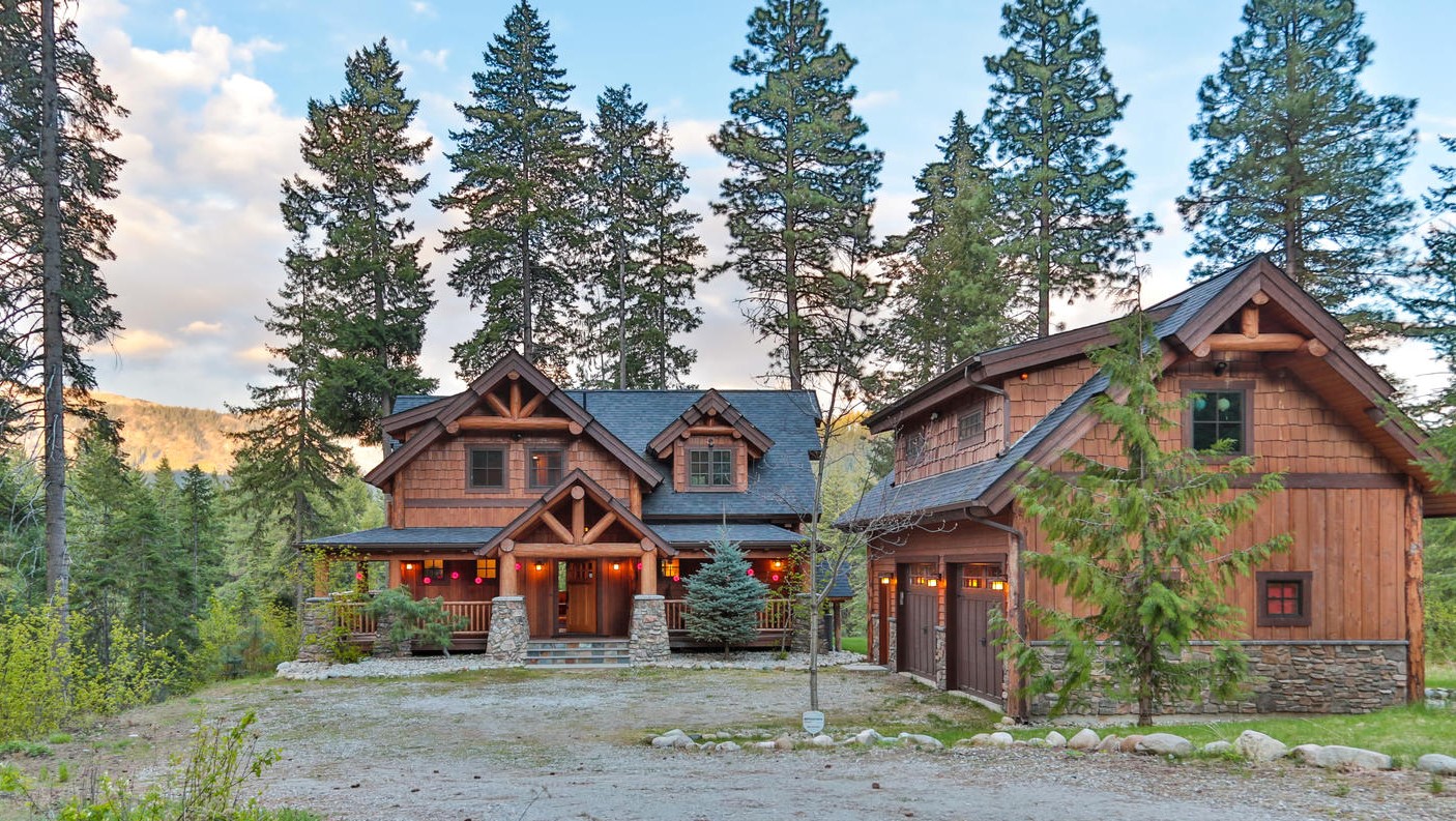 Big Chief Mountain Lodge - Natural Element Homes